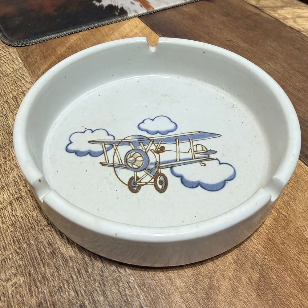 Vintage Unbranded Biplane Ceramic Ashtray Aviation Pilot Decor White Blue 5.25in